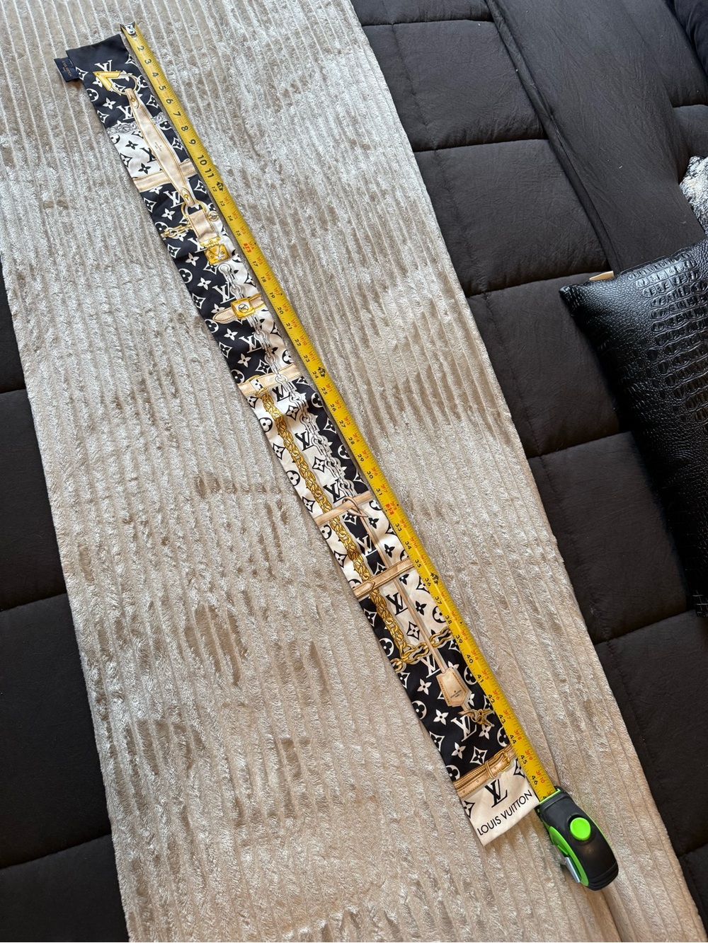 Louis Vuitton Black, White & Gold Monogram Twilly - Picture 2 of 3